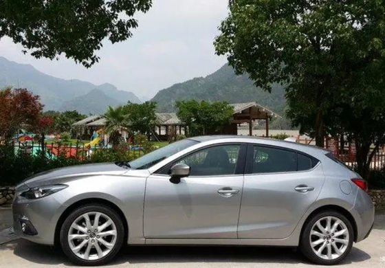 38P สีสีรถสีเงินสดใสที่มีผลที่ประกายแสง สําหรับการเคลือบรถยนต์ Mazda