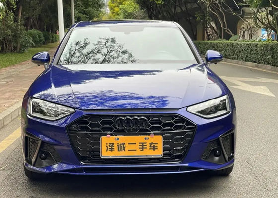 การซ่อมรถยนต์คุณภาพดี Audi LX5C สีฟ้าสําหรับการทาสี