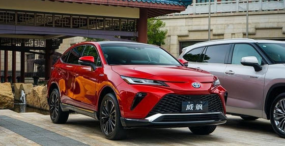 กลิ่นไม่มีเพชร สีแดงสดใส สีรถยนต์