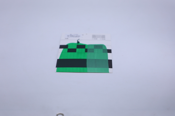 ทนทานสูงและทนต่อรอยขีดข่วน, เข้ากันได้กับสีรถยนต์เหลืองเขียวดั้งเดิม